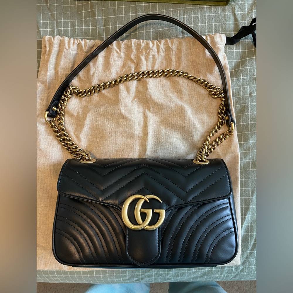 Gucci GG Marmont Small Shoulder Bag